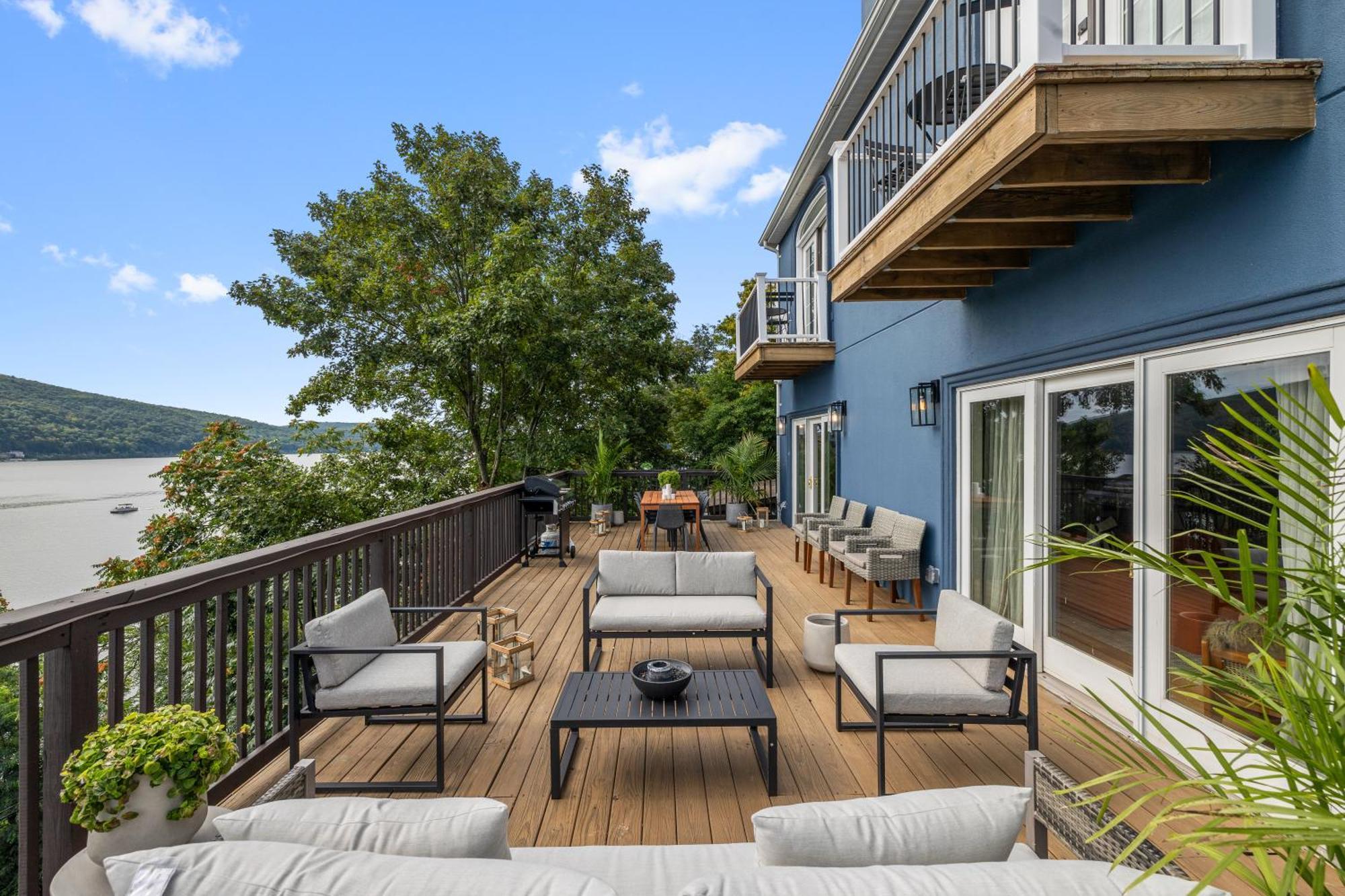 Lakeview House - Hot Tub - Firepit - Stunning Views - Spacious Deck - Cozy Living Room - Bar Greenwood Lake Экстерьер фото