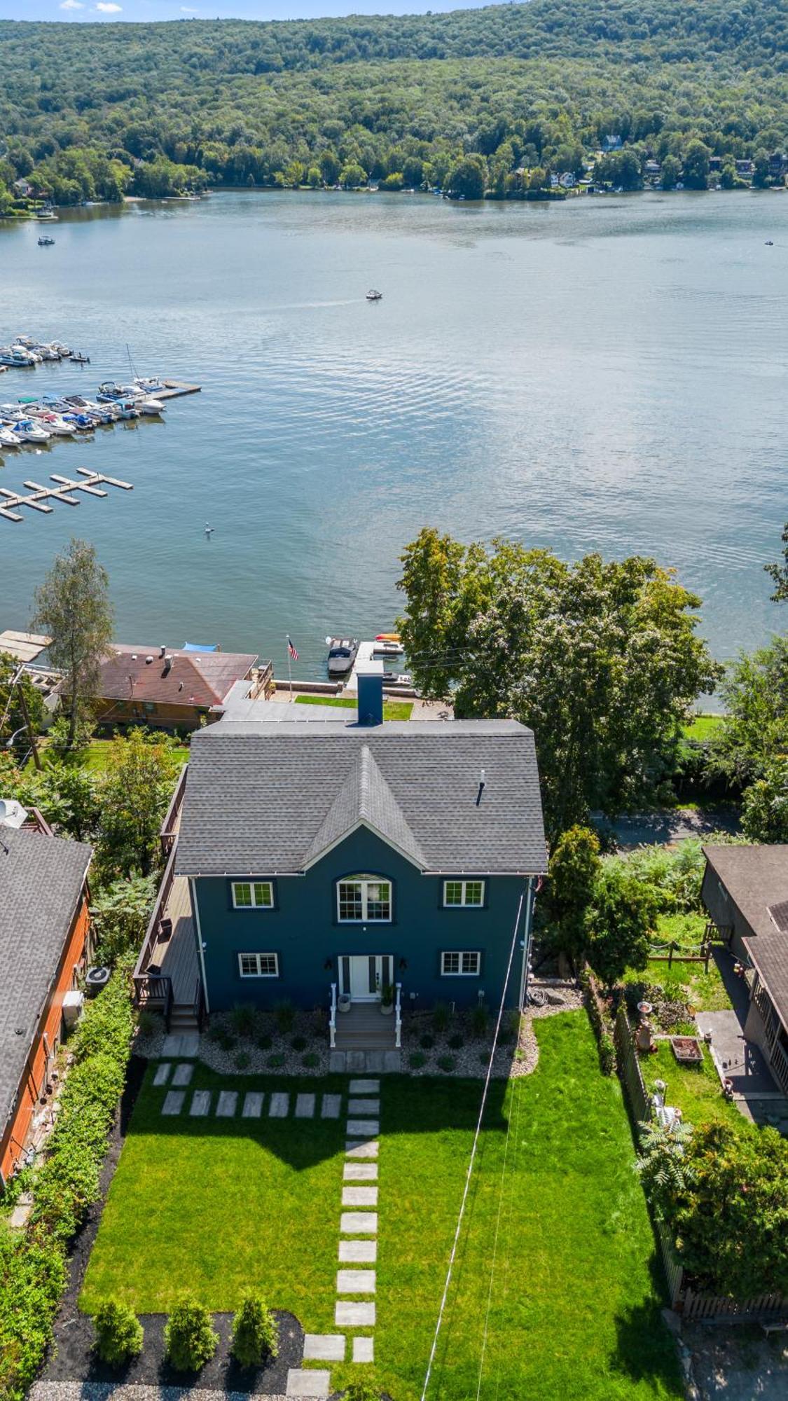 Lakeview House - Hot Tub - Firepit - Stunning Views - Spacious Deck - Cozy Living Room - Bar Greenwood Lake Экстерьер фото